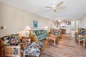 Kona Surf & Racquet Club