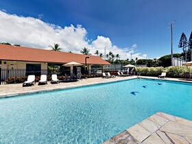Kona Surf & Racquet Club