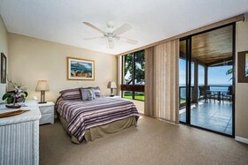 Kona Surf & Racquet Club