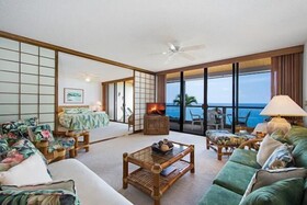 Kona Surf & Racquet Club