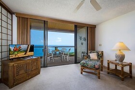 Kona Surf & Racquet Club