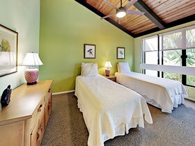 Kona Surf & Racquet Club