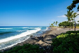Kona Surf & Racquet Club