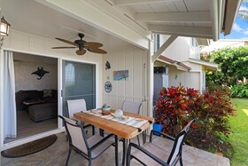 Kona Surf & Racquet Club