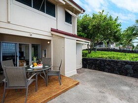 Kona Surf & Racquet Club