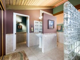 Kona Surf & Racquet Club