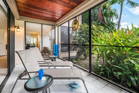 Kona Surf & Racquet Club