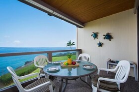 Kona Surf & Racquet Club