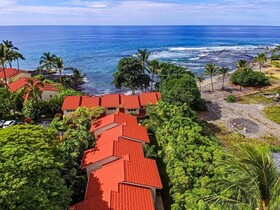 Kona Surf & Racquet Club