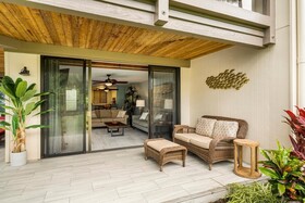 Kona Surf & Racquet Club