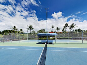 Kona Surf & Racquet Club