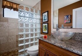 Kona Surf & Racquet Club