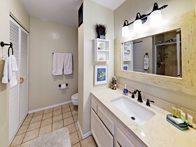 Kona Surf & Racquet Club