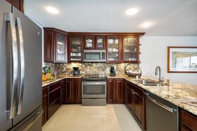 Kona Surf & Racquet Club