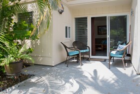 Kona Surf & Racquet Club