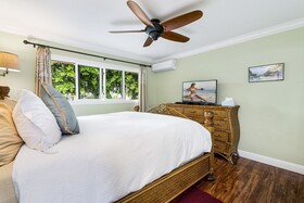 Kona Surf & Racquet Club