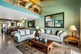 Kona Surf & Racquet Club