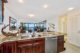 Kona Surf & Racquet Club