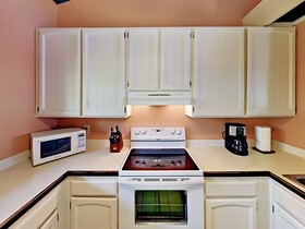 Kona Surf & Racquet Club