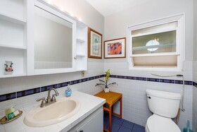 Kona Surf & Racquet Club