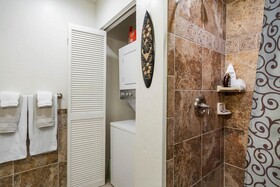 Kona Surf & Racquet Club