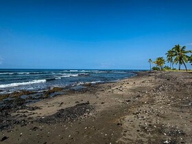 Kona Surf & Racquet Club