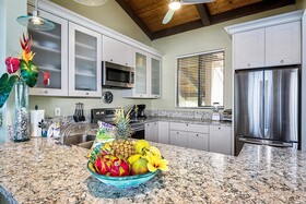 Kona Surf & Racquet Club