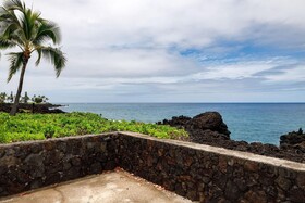 Kona Surf & Racquet Club