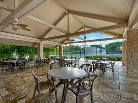 Kona Surf & Racquet Club