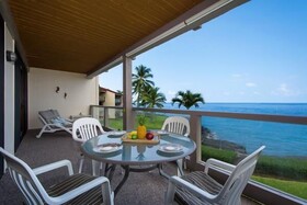 Kona Surf & Racquet Club