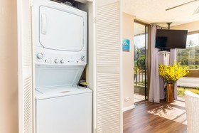 Kahana Manor by Redawning