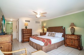 Lahaina Shores Beach Resort by Coldwell Banker Island Vacations