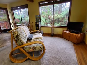 The Guest Cottages at Volcano Acres Tree House