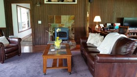 Volcano Acres Ranch Bed and Breakfast