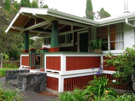 Volcano Teapot Cottage