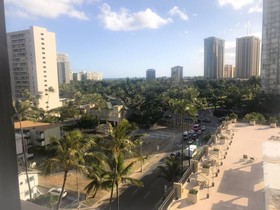 Waikiki Monarch Hotel