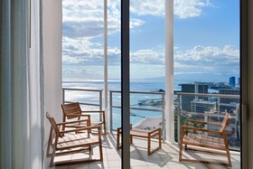 Ka La'i Waikiki Beach, LXR Hotels & Resorts