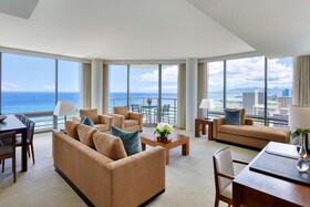 Ka La'i Waikiki Beach, LXR Hotels & Resorts
