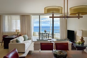 Ka La'i Waikiki Beach, LXR Hotels & Resorts