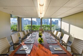 Ka La'i Waikiki Beach, LXR Hotels & Resorts