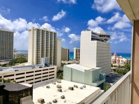 Marine Surf Waikiki