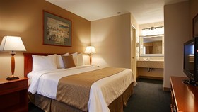 Airport Inn
