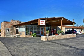 Budget Inn