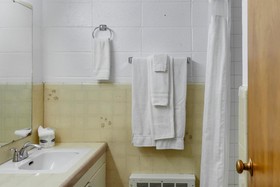 Budget Inn