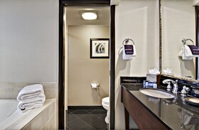 Hotel 43