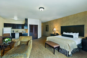 Oxford Suites Boise