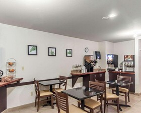 Rodeway Inn Airport