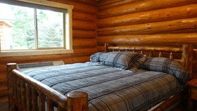 Bonners Ferry Log Inn