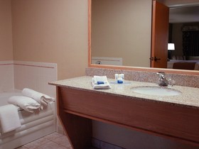 Best Western Plus Caldwell Inn & Suites