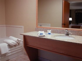 Best Western Plus Caldwell Inn & Suites